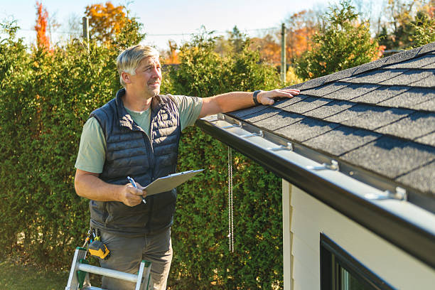 Professional Commercial Roofing technician working in Sheridan, OR